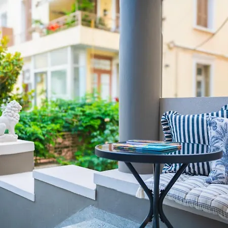 Theyardkavala Appartement *