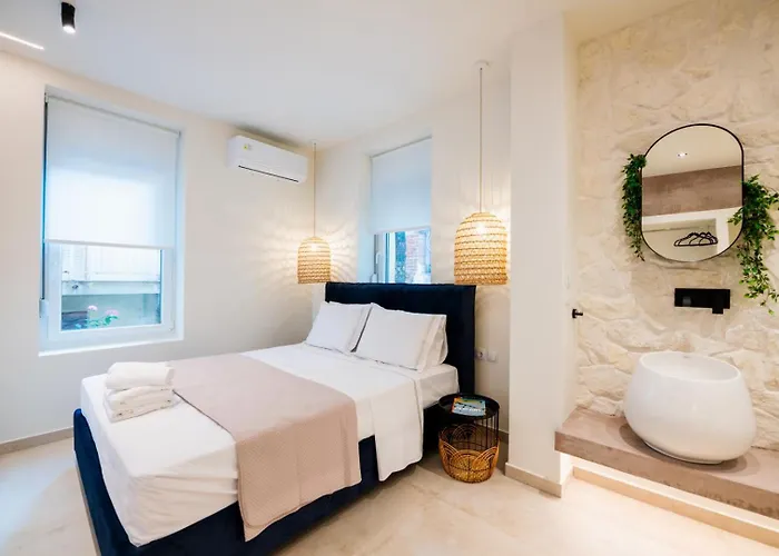 Theyardkavala Apartament
