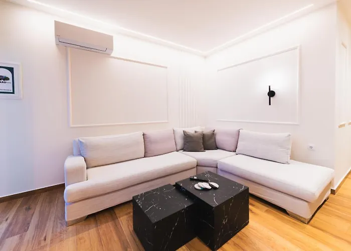 Apartament Theyardkavala